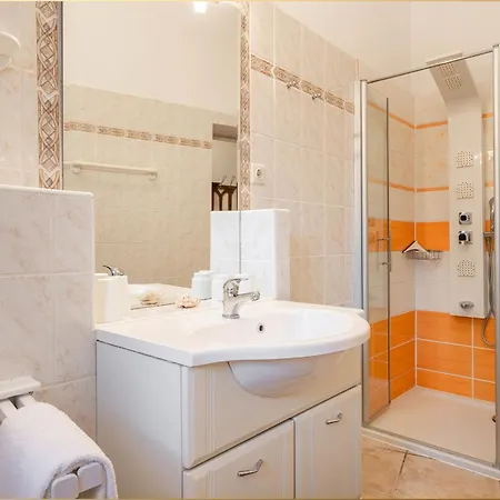 Apartment Haus 
